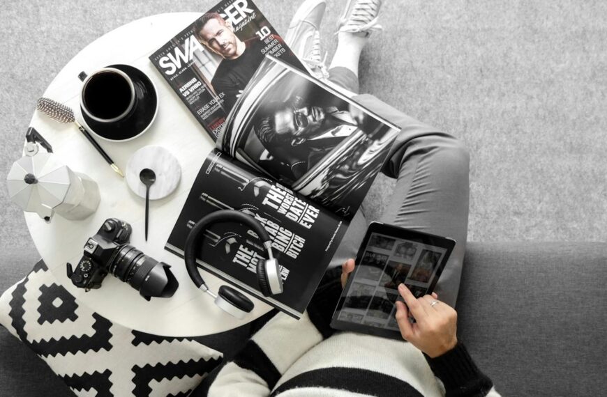 Daneshmand Magazine (Issue 966)